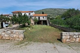 ŠIBENIK, BILICE - Kuća za adaptaciju, Šibenik - Okolica, House