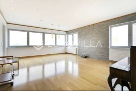 Babonićeva, luksuzan peterosoban penthouse NKP 190 m2, Zagreb, Appartment