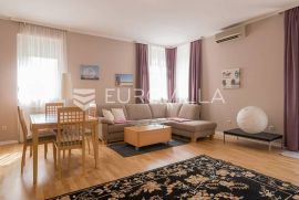 Jurkovićeva, Šalata, trosoban stan NKP 100 m2 s garažom za najam, Zagreb, Flat