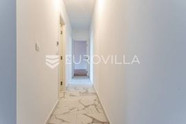 Trogir okolica, moderan dvosoban stan blizu mora (S 16), Seget, Apartamento