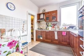 Zagreb, Pantovčak, prekrasan trosoban stan, 100 m2, Zagreb, Appartment