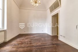 Gornji Grad, Opatička, dvoetažan peterosoban stan 250 m2, Zagreb, Appartamento