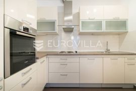 Srebrnjak, uređen trosoban stambeno/poslovni prostor 89,40 m2, Zagreb, Apartamento