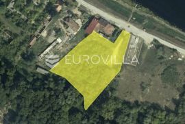 Sisak, IZVRSNA PRILIKA, građ. zemljište 5988 m2 s 96.000 € gratis doprinosa, Sisak, Terra