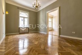 Petrinjska kraj Trga Bana Jelačića luksuzan stan 160m2, Zagreb, Appartment