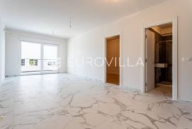 Trogir okolica - jednosoban stan u prizemlju (S4), Seget, Apartamento