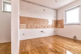 Podsused, Susedbreška, četverosoban stan NKP 100 m2, Zagreb, Appartment