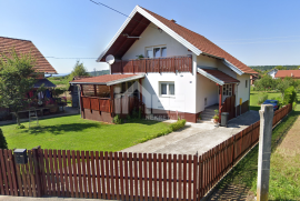Obiteljska kuća u Prudnicama, Brdovec, Σπίτι