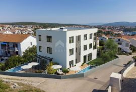 OTOK KRK, GRAD KRK -  NOVOGRADNJA - Dvoetažni stan s bazenom, Krk, Appartement