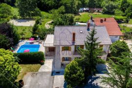 Imanje u okolici Žminja na površini od 10000m2, Žminj, House