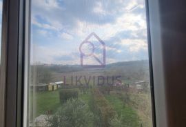 Kuća s bazenom i prekrasnim pogledom na zelenilo, Materada, 289 m2, Umag, House