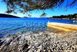 Šolta, Nečujam - građ.zemljište sa pogledom na more, 750 m2, Šolta, Land