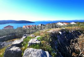 Šolta, Nečujam - građ.zemljište sa pogledom na more, 750 m2, Šolta, Land