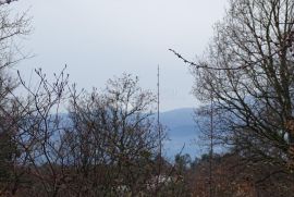 Drenova - ravan, građevinski teren na iznimnoj lokaciji, Rijeka, Terreno