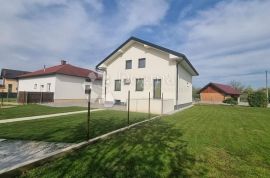 POTPUNO RENOVIRANA KUĆA U OKOLICI VARAŽDINA, Varaždin - Okolica, Casa