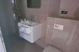 IZVANREDAN STAN U NOVOGRADNJI - CRIKVENICA, Crikvenica, Apartamento