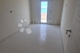 IZVANREDAN STAN U NOVOGRADNJI - CRIKVENICA, Crikvenica, Apartamento