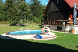 Plitvička jezera - imanje sa tri kuće i bazenom, Plitvička Jezera, Famiglia