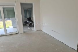 Čikovići, prekrasan dvosobni stan sa galerijiom u nogradnji!!!, Kastav, Appartment