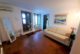 STAN SA OKUĆNICOM U CENTRU ROVINJA, Rovinj, Apartamento