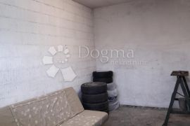 POSLOVNI PROSTOR U CENTRU GRADA POGODAN ZA RAZLIČITE DJELATNOSTI, Čakovec, Commercial property