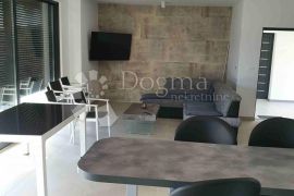 Apartman na 5 min od mora, Malinska-Dubašnica, Daire