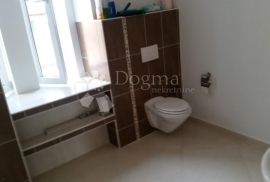 Stan idealan za najam, Rijeka, Appartment