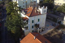 BULEVARD elitna novoadaptirana vila, Rijeka, Σπίτι
