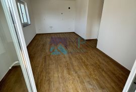 Medulin, NOVOGRADNJA/USELJIVO, dvosoban stan na I. katu + garaža, Medulin, Wohnung