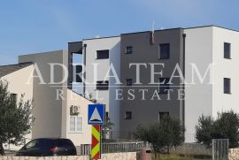 APARTMANI U NOVOGRADNJI, POGLED NA MORE - POVLJANA, PAG, Povljana, Wohnung