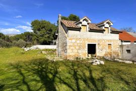 *SNIŽENO* Stara kamena kuća  blizu Nacionalnog parka Krka, Šibenik - Okolica, House