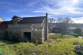 *SNIŽENO* Stara kamena kuća  blizu Nacionalnog parka Krka, Šibenik - Okolica, House