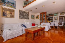 APARTMAN SA GALERIJOM I PREKRASNIM POGLEDOM NA MORE, Crikvenica, Daire