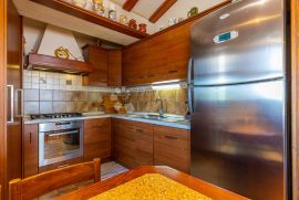 APARTMAN SA GALERIJOM I PREKRASNIM POGLEDOM NA MORE, Crikvenica, Διαμέρισμα