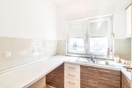 Zagreb, Dugave, prekrasan dvosoban stan s balkonom NKP 50 m2+ VPM, Zagreb, Stan