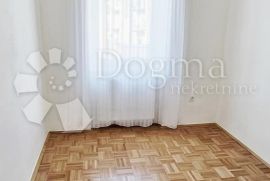 ZAGREB KVATRIĆ NOVOADAPTIRAN STAN, Donji Grad, Flat