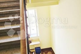 ZAGREB KVATRIĆ NOVOADAPTIRAN STAN, Donji Grad, Apartamento