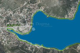 GRAĐEVINSKO ZEMLJIŠTE 300 M OD MORA, MARINA, Marina, Γη