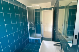 TOP APARTMAN UZ MORE, Ražanac, شقة