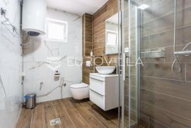 Brač, Bol, šarmantan novouređen jednosoban stan, Bol, Appartement