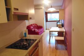 Predivan mali stan nedaleko od centra Rovinja, Rovinj, Appartment