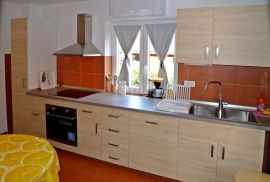 ISTRA, ROVINJ - Apartmanska kuća, 200 m od mora, Rovinj, Famiglia