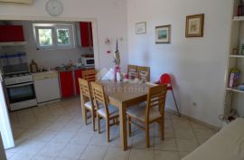 ISTRA, ROVINJ - Apartmanska kuća, 200 m od mora, Rovinj, Maison