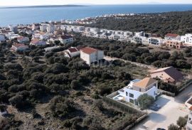 OTOK PAG, MANDRE, 1s+db stan s bazenom i okućnicom, Kolan, Appartement