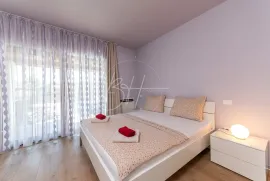 Luksuzan stan u prizemlju s vlastitim bazenom, 200 m od mora, Medulin, Appartement