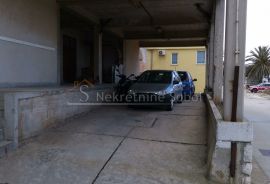 Mali Lošinj - Poslovni prostor, 800 m2, Mali Lošinj, Ticari emlak