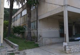 Mali Lošinj - Poslovni prostor, 800 m2, Mali Lošinj, Propriété commerciale