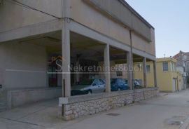 Mali Lošinj - Poslovni prostor, 800 m2, Mali Lošinj, Εμπορικά ακίνητα