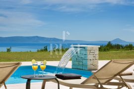 Labin,luksuzna vila sa bazenom i pogledom na more, Labin, Famiglia