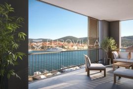 Korčula, prekrasan stan na zadnjem katu s pogledom na more, Vela Luka, Appartment